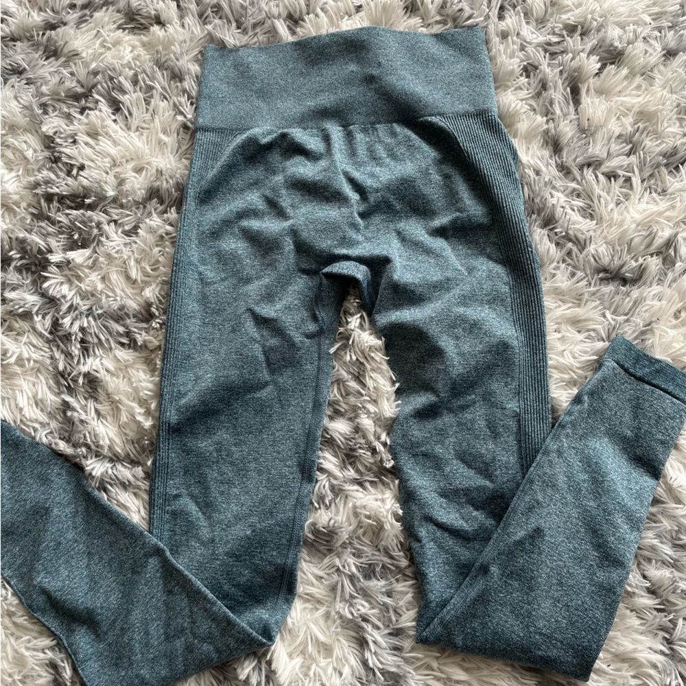 Scrunched lift leggings - Picture 2 of 3